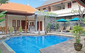 Hotel Flamboyan Kuta